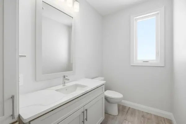 52 Beacon DR, Brighton, ON K0K 1H0