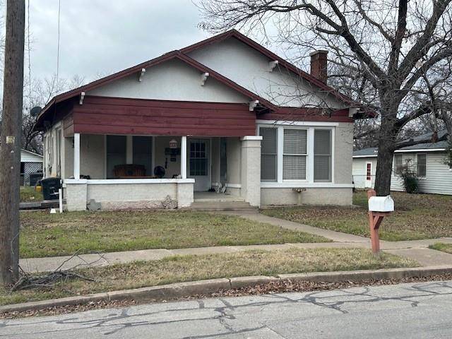 1313 N Robinson Street, Cleburne, TX 76031