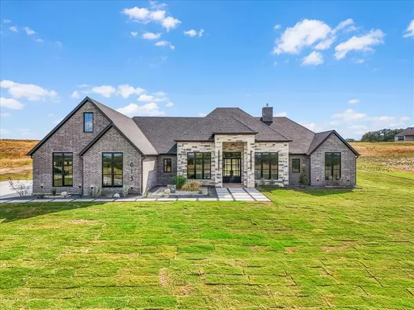 613 Hondo Crossing, Weatherford, TX 76087