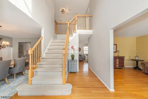 95 Crenshaw Dr, Mount Olive Twp., NJ 07836