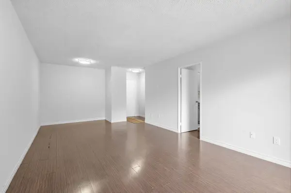 1690 Victoria Park AVE #204, Toronto C13, ON M1R 1R1