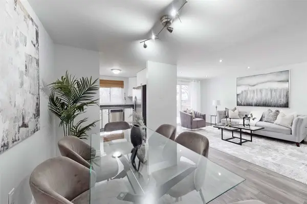 213 Hickling TRL, Barrie, ON L4M 5W6