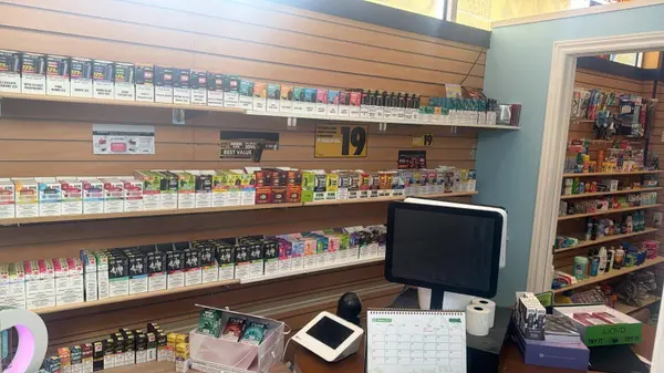 6986 Financial DR #1, Mississauga, ON L5N 8J4