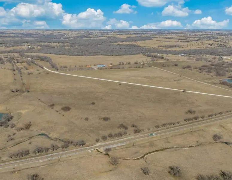 10367 W Clear Creek Rd W. Road, Sanger, TX 76266