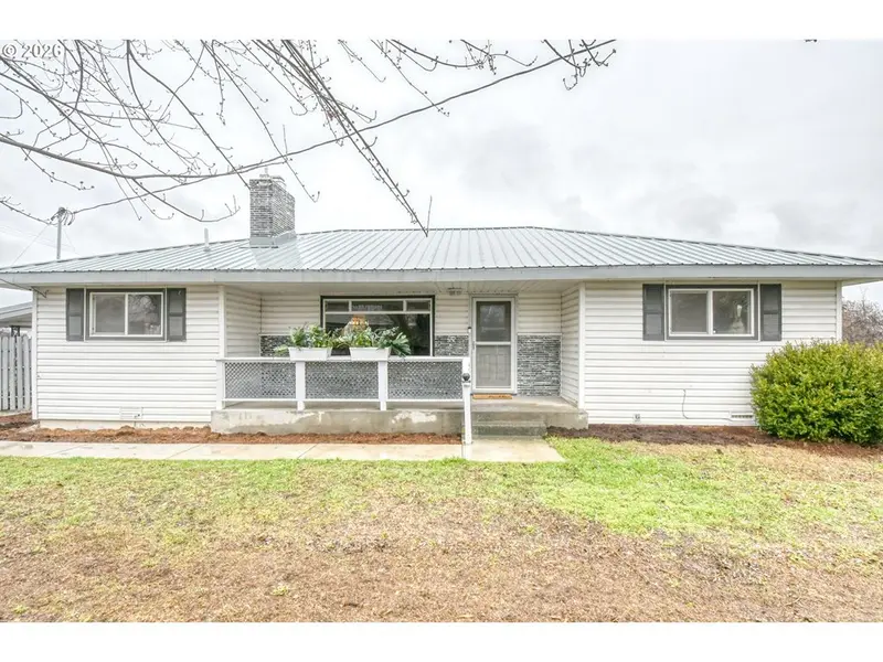 1390 W ORCHARD AVE, Hermiston, OR 97838