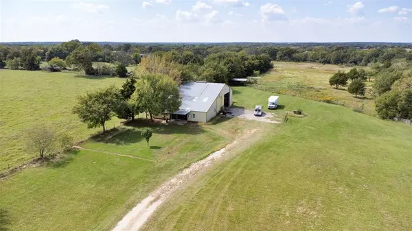 3083 Business Highway 377, Whitesboro, TX 76273