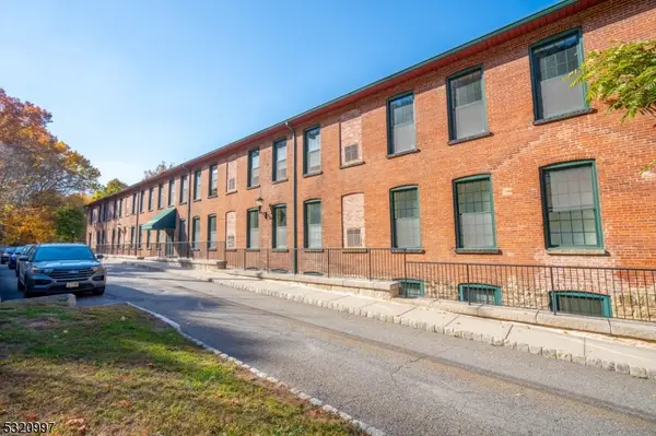 93a Park Heights Ave #2, Dover Town, NJ 07801