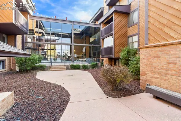 935 Saturn DR #227, Colorado Springs, CO 80905