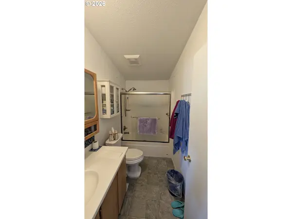 5091 HECETA BEACH RD, Florence, OR 97439