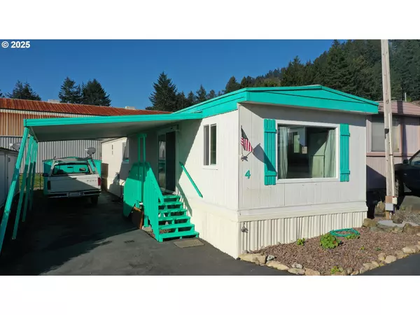 15765 S HIGHWAY 101 #4, Brookings, OR 97415