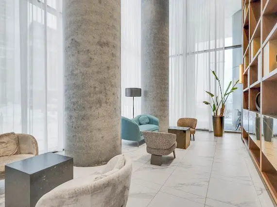 950 Portage Pkwy #5809, Vaughan, ON L0A 0B0