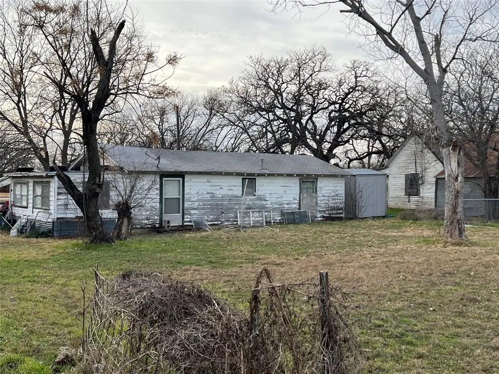 435 West Coke, Gorman, TX 76454