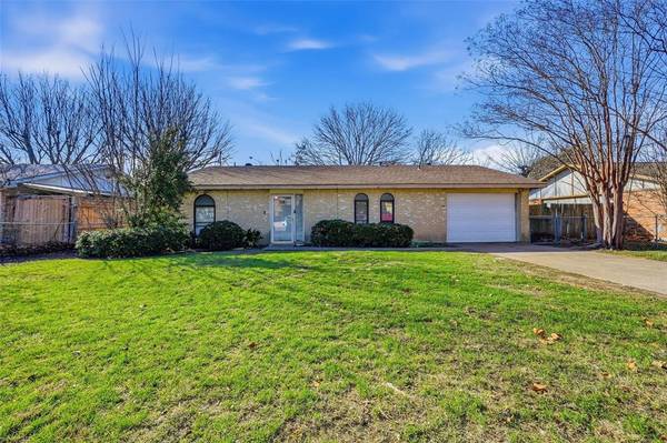 130 Sheffield Drive,  Cedar Hill,  TX 75104