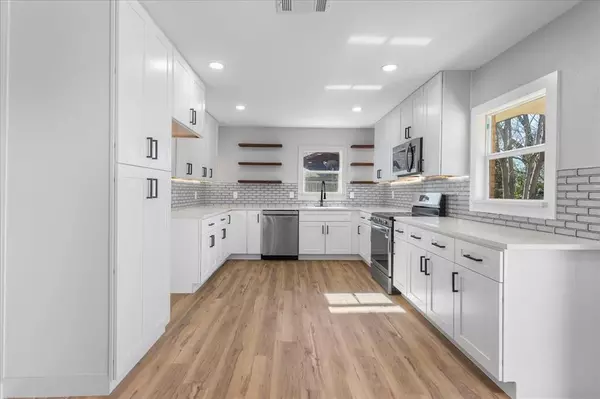 Dallas, TX 75228,10129 Newcombe Drive