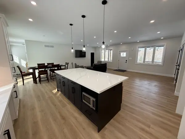 16 Millies WAY, Armour, ON P0A 1C0