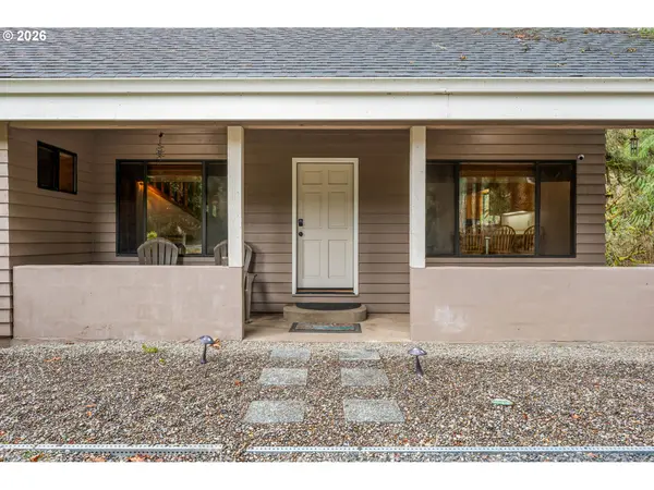 43599 BIG FALL CREEK RD, Fall Creek, OR 97438