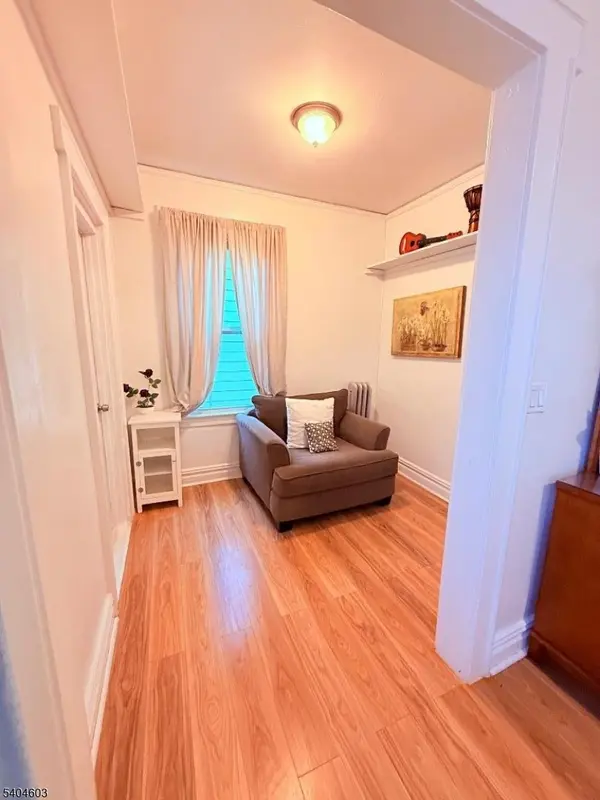 52 Brookdale Ave, Newark City, NJ 07106