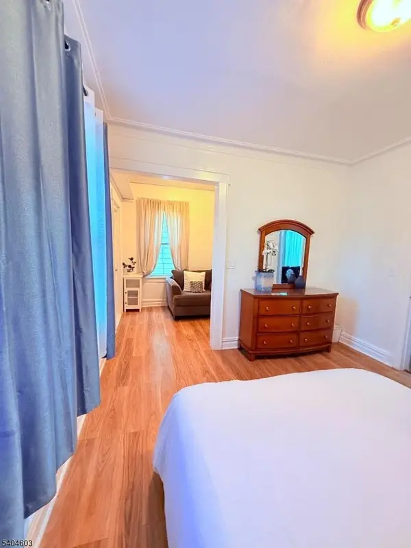 52 Brookdale Ave, Newark City, NJ 07106