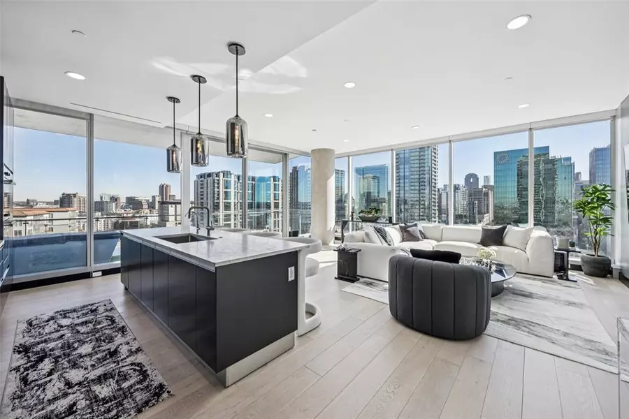 3130 N Harwood Street #1606, Dallas, TX 75201