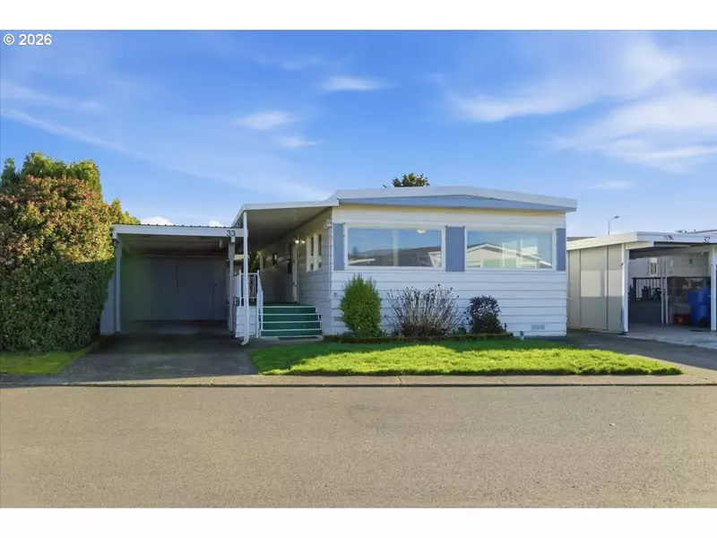 5422 PORTLAND RD NE #33, Salem, OR 97305