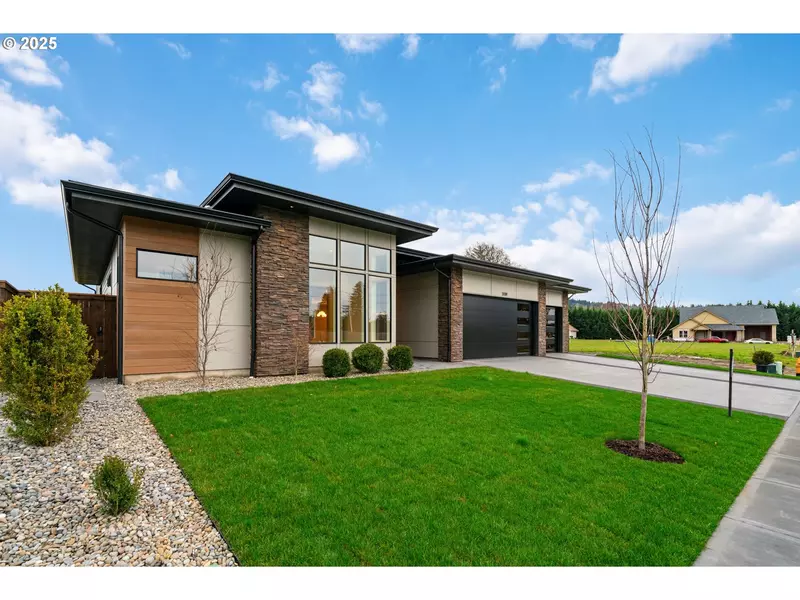 3109 Heron ST, Woodland, WA 98674