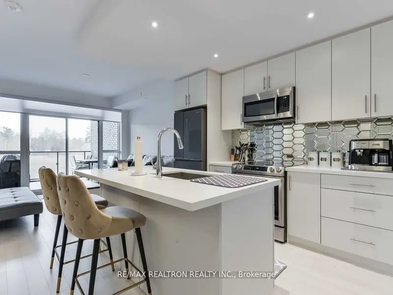 375 Sea Ray AVE #208, Innisfil, ON L9S 2P7