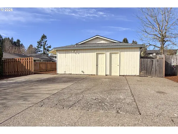 13231 CLAIRMONT WAY, Oregon City, OR 97045