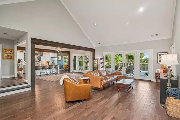 Dallas, TX 75228,4027 Fairlakes Drive