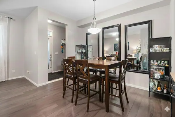 802 Walden DR SE, Calgary, AB T2X 2J3