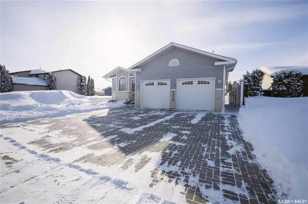 736 Saskatchewan AVENUE, Foam Lake, SK S0A 1A0