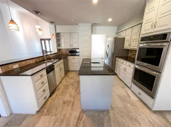 Benbrook, TX 76126,401 Kenshire Drive