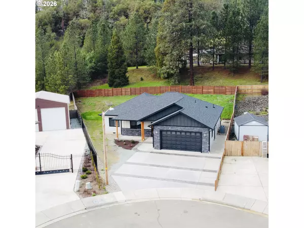 Canyonville, OR 97417,147 Deer Song CT