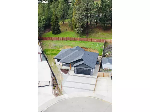 Canyonville, OR 97417,147 Deer Song CT