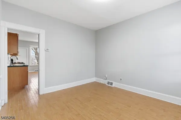 282 N 4Th St, Paterson City, NJ 07522