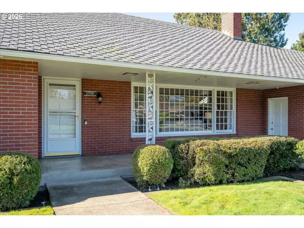 Eugene, OR 97408,2774 Sarah LN