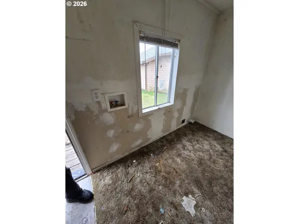 423 LONG AVE, Kelso, WA 98626