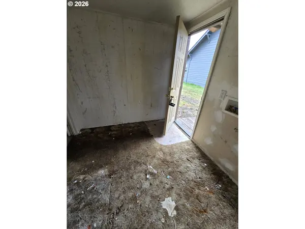 423 LONG AVE, Kelso, WA 98626