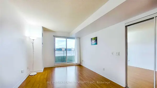 70 Town Centre CT #518, Toronto E09, ON M1P 0B2