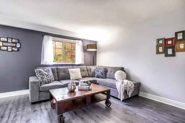 100 Humber Lea RD, Caledon, ON L7E 3T7