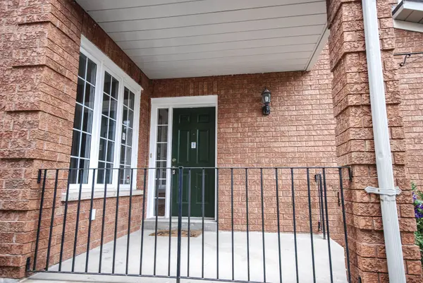 5468 Palmerston CRES, Mississauga, ON L5M 5Z8