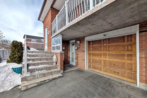 92 Skelton BLVD, Brampton, ON L6V 2P6