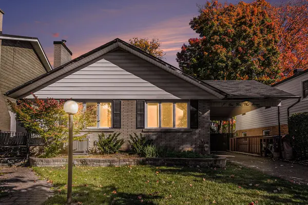 1517 Caverley ST, Alta Vista And Area, ON K1G 0X9