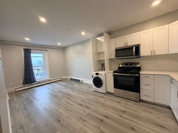 268 Talbot ST #14, St. Thomas, ON N5P 1B4