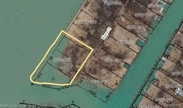 304 Kama CT, Clay Township, MI 48001