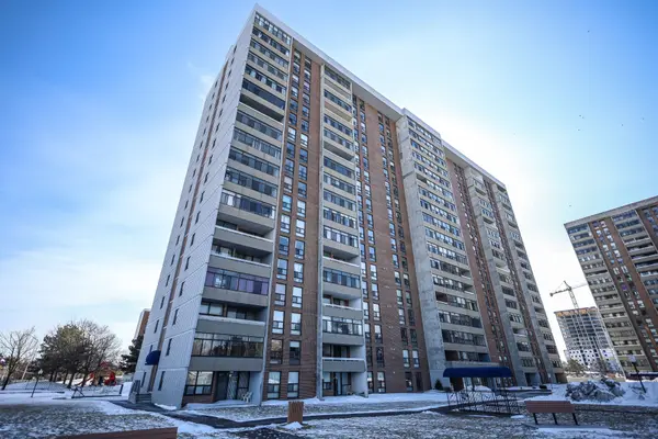 25 Kensington RD #1709,  Brampton,  ON L6T 3W8