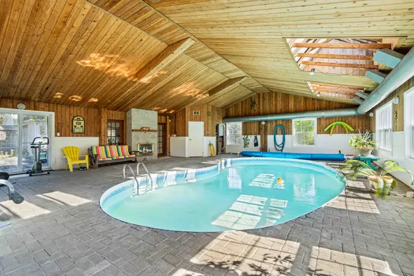 910 Bolton RD, North Grenville, ON K0G 1N0