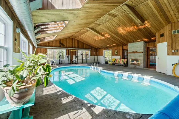 910 Bolton RD, North Grenville, ON K0G 1N0