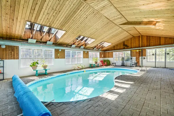 910 Bolton RD, North Grenville, ON K0G 1N0