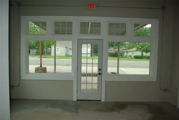 Van Alstyne, TX 75495,306 S Waco Street