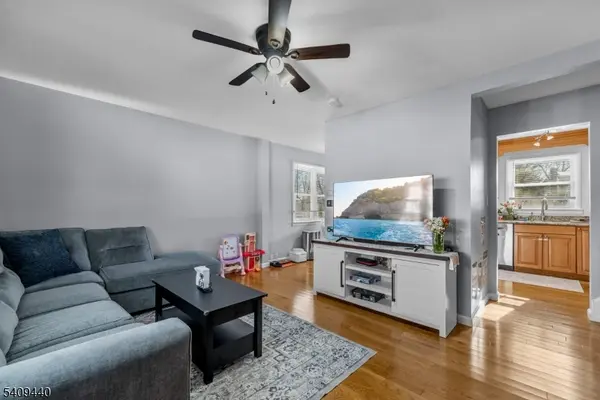 77 Riverside Dr, Denville Twp., NJ 07834